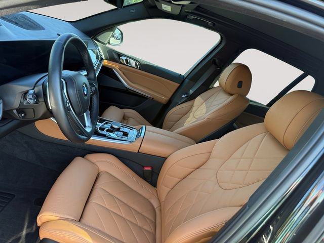 Used 2024 BMW X5 xDrive40i w/ Premium Package AWD/4WD image 9