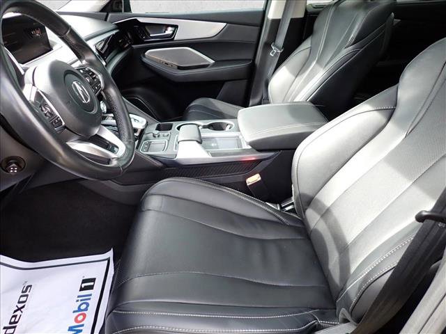Used 2023 Acura MDX SH-AWD w/ Technology Package image 12