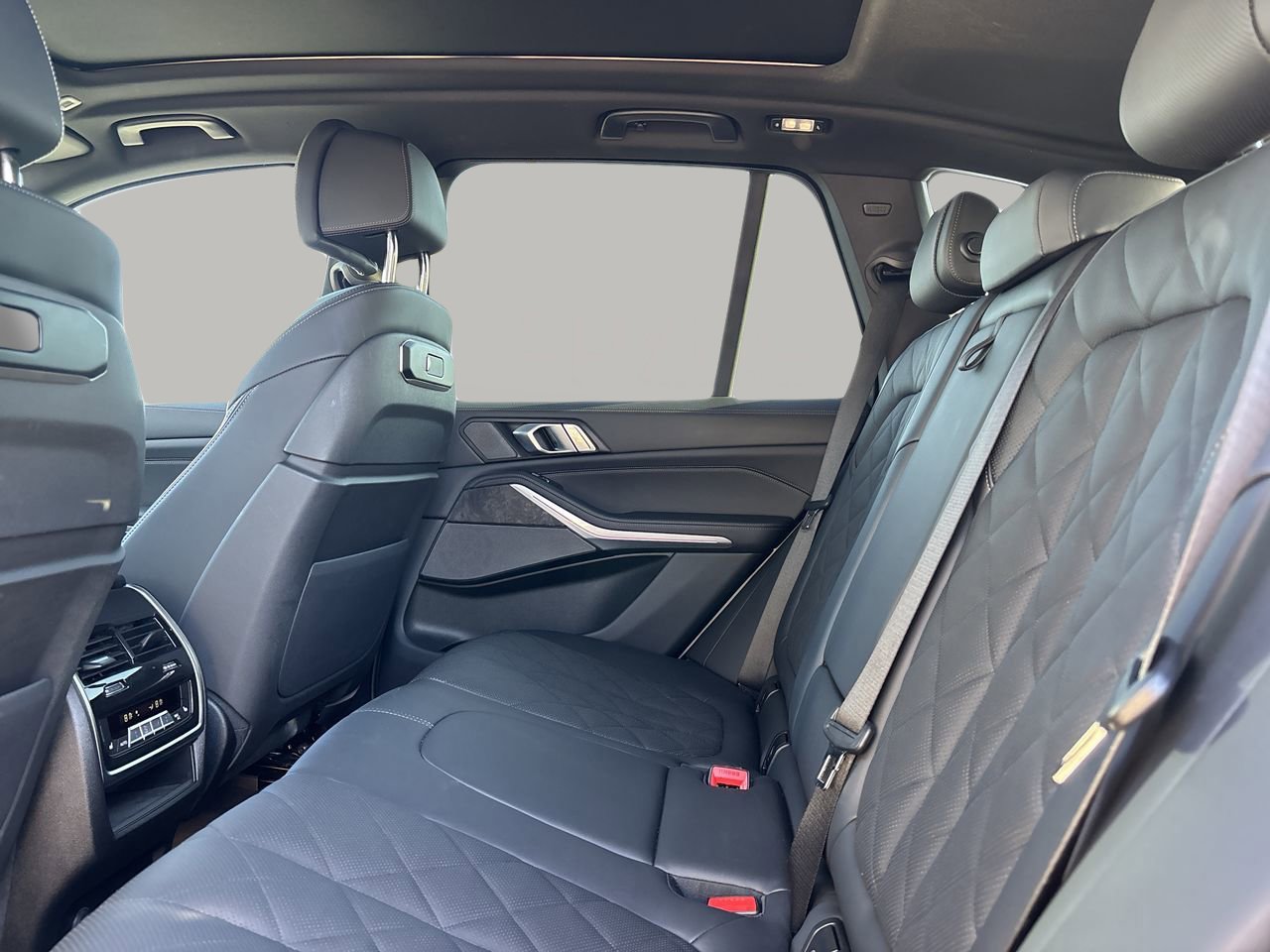 Used 2026 BMW X5 xDrive40i image 17