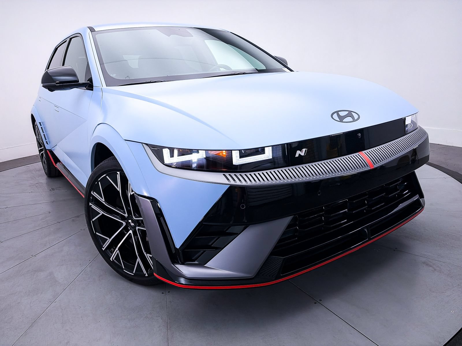 Used 2025 Hyundai Ioniq 5 N AWD/4WD image 8