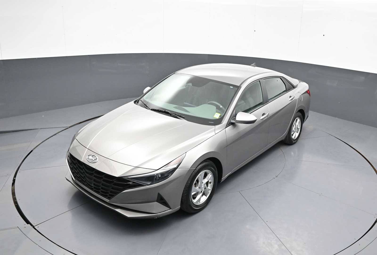 Certified 2023 Hyundai Elantra SE FWD image 32