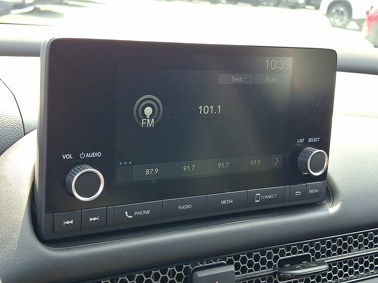 Used 2024 Honda HR-V Sport image 16