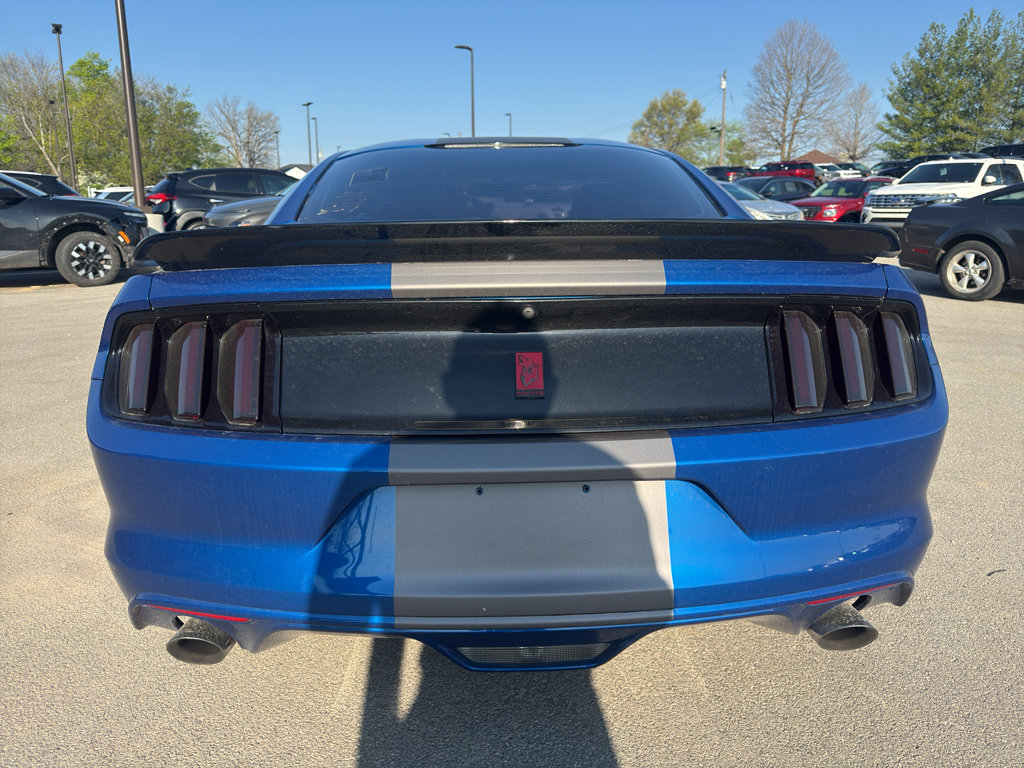 Used 2017 Ford Mustang GT w/ Black Accent Package RWD image 6