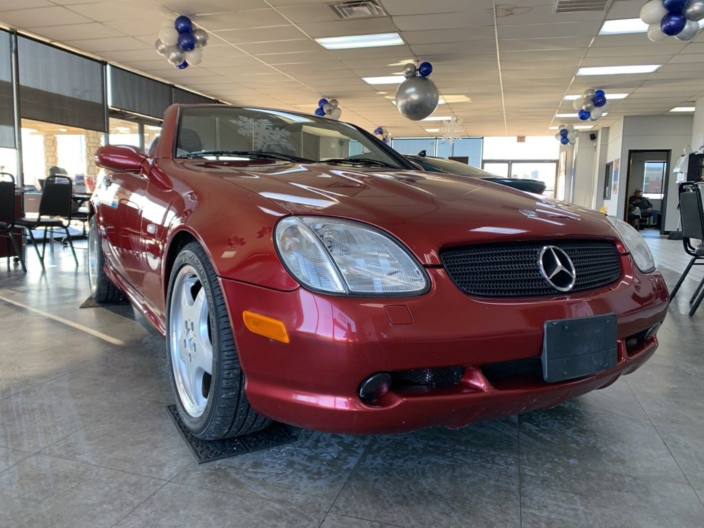 Used 2000 Mercedes-Benz SLK 230 video 1