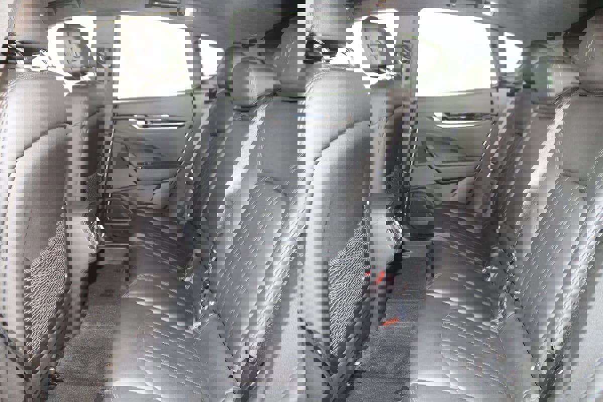 Used 2022 Maserati Levante Modena image 43