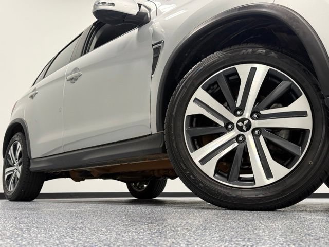 Used 2023 Mitsubishi Outlander Sport SE AWD/4WD image 3