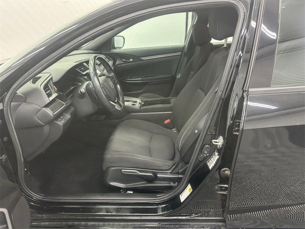 Used 2019 Honda Civic Sport image 9