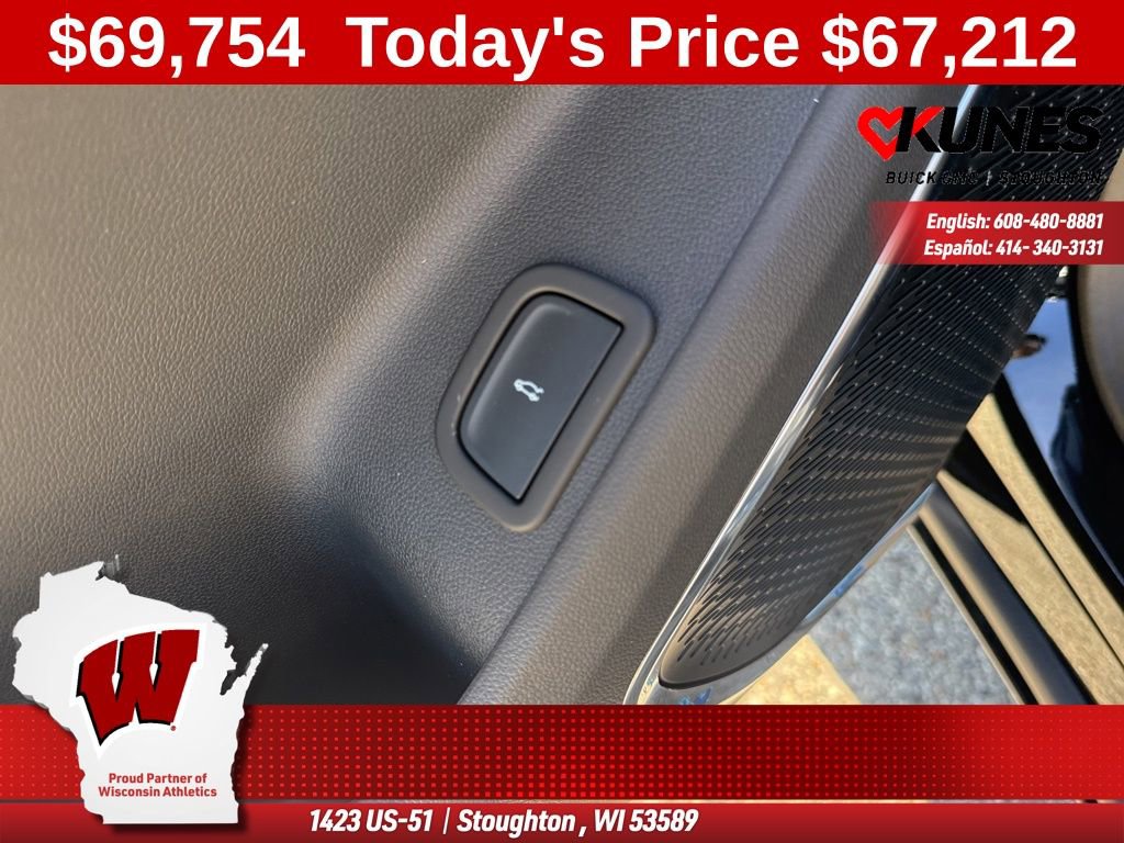 New 2026 GMC Acadia Denali Ultimate w/ LPO, Floor Liner Package AWD/4WD image 24