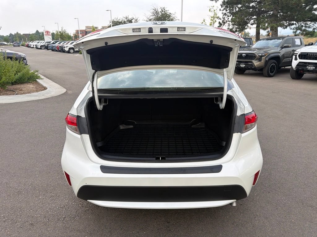 Used 2021 Toyota Corolla LE w/ Carpet Mat Package (TMS) FWD image 16