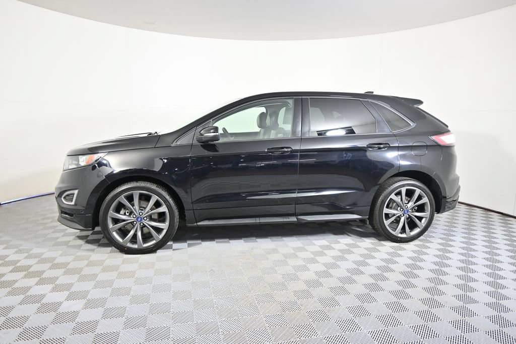 Used 2018 Ford Edge Sport w/ Equipment Group 401A AWD/4WD image 2