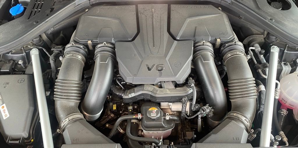 Certified 2025 Genesis GV70 3.5T Sport w/ Sport Advanced Package image 13