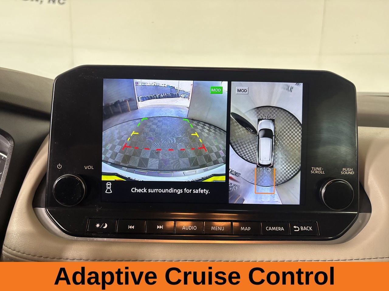 Used 2023 Nissan Rogue SL w/ SL Premium Package image 16