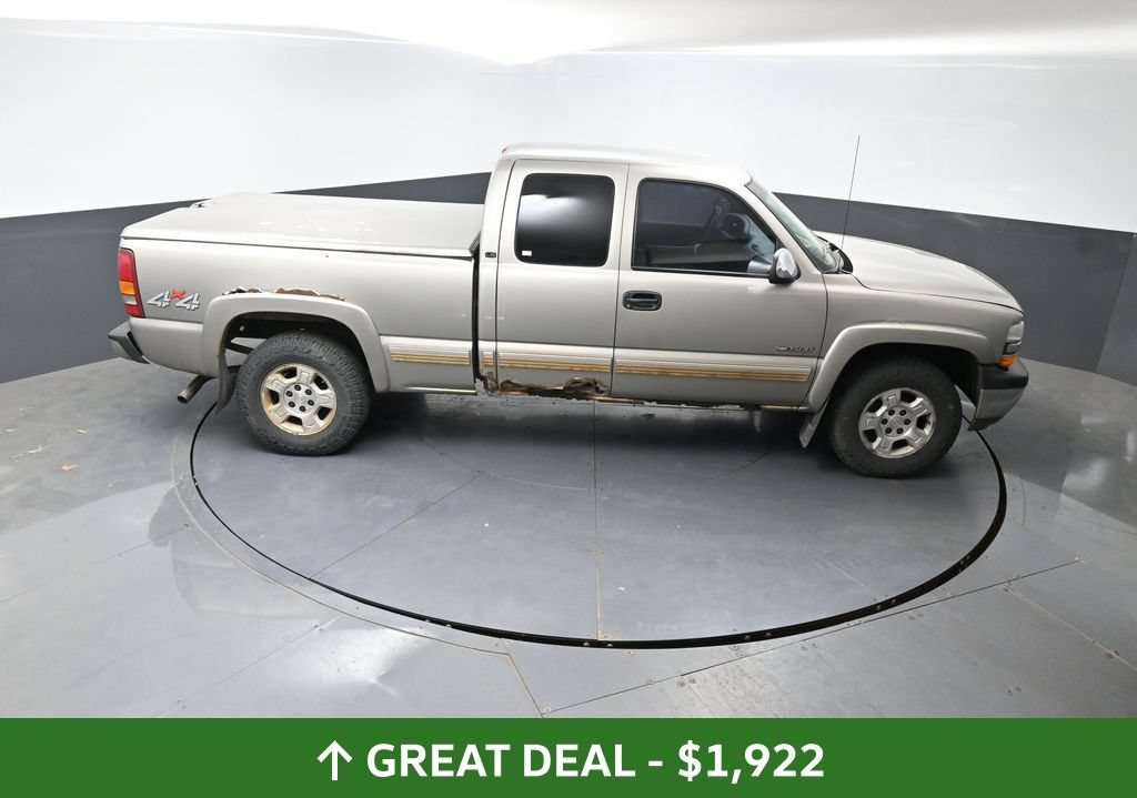 Used 2001 Chevrolet Silverado 1500 LS w/ Firm Ride Suspension Pkg AWD/4WD image 13