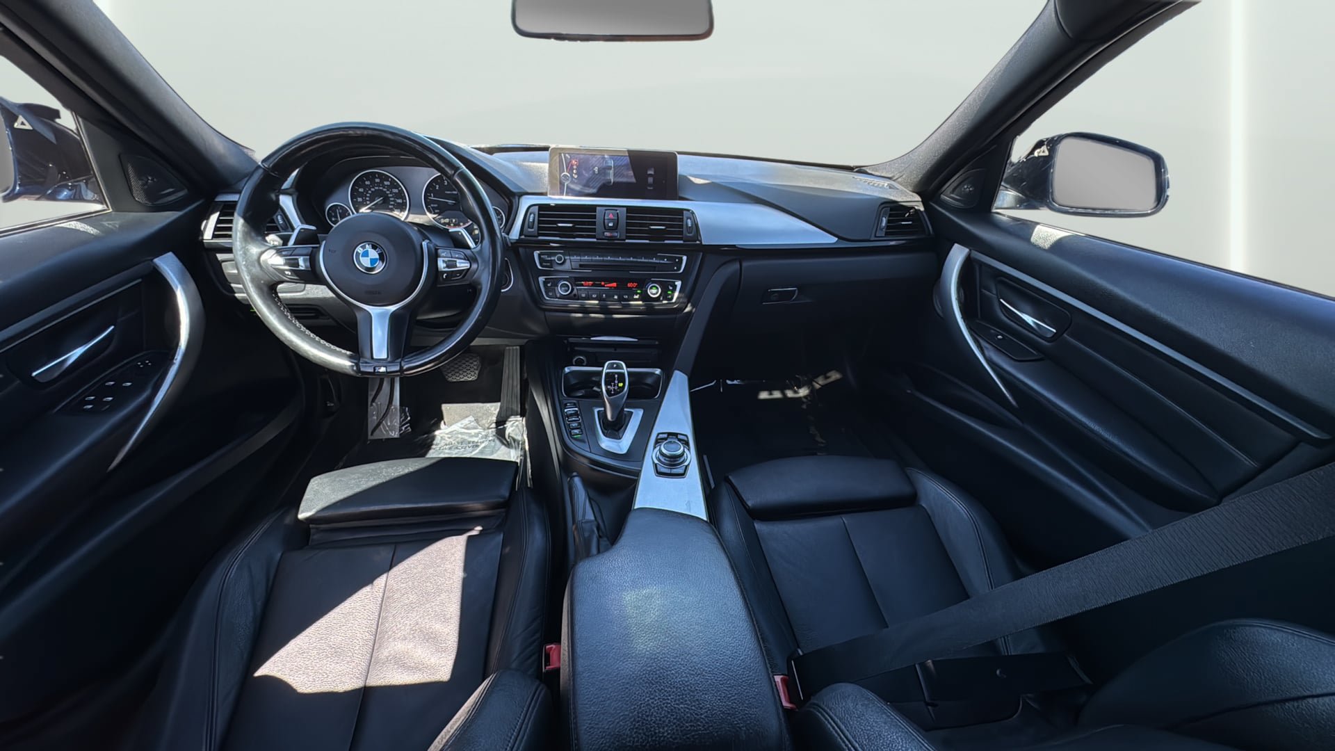 Used 2013 BMW 335i xDrive Sedan AWD/4WD image 31