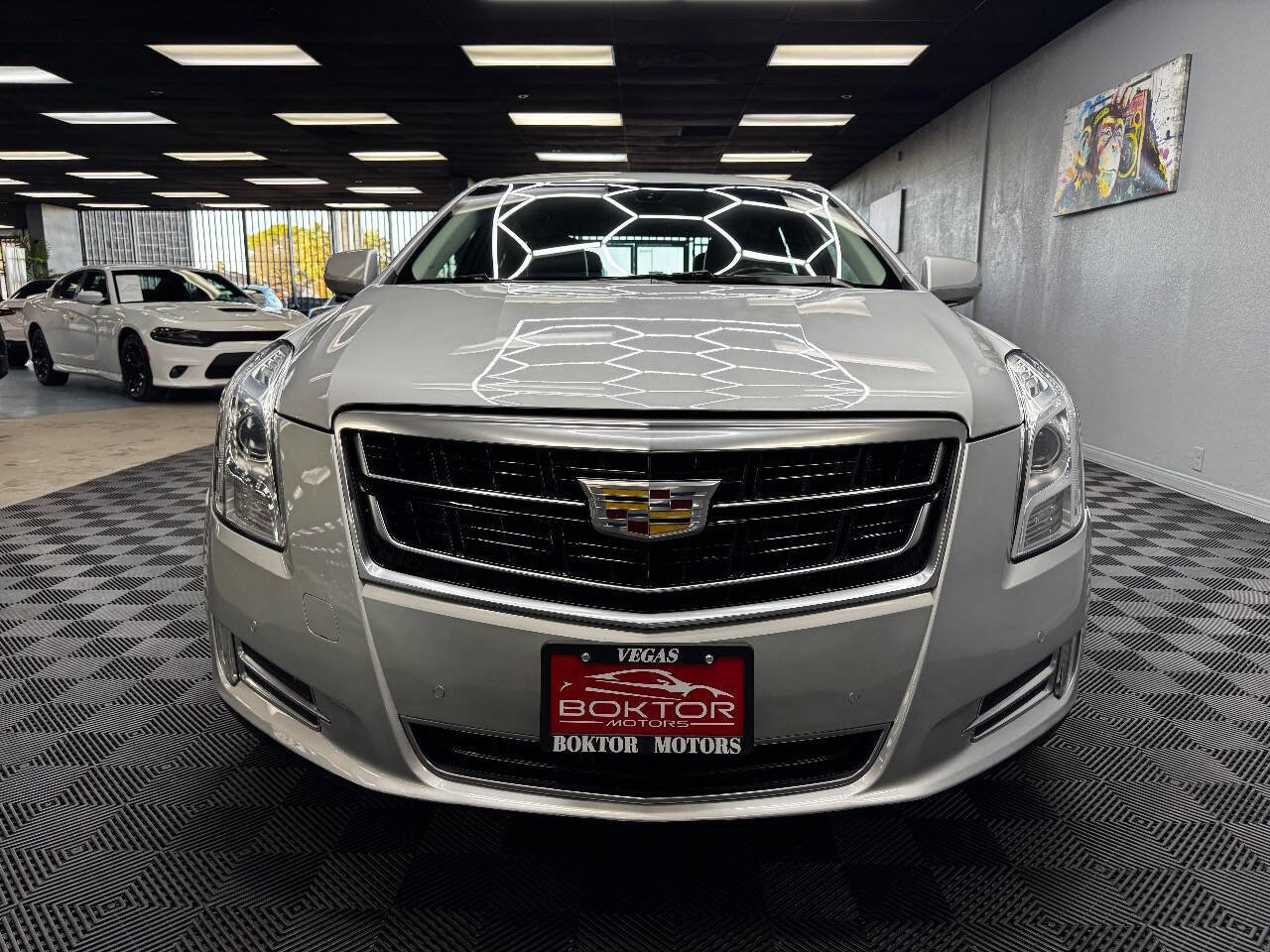 Used 2017 Cadillac XTS Luxury image 4