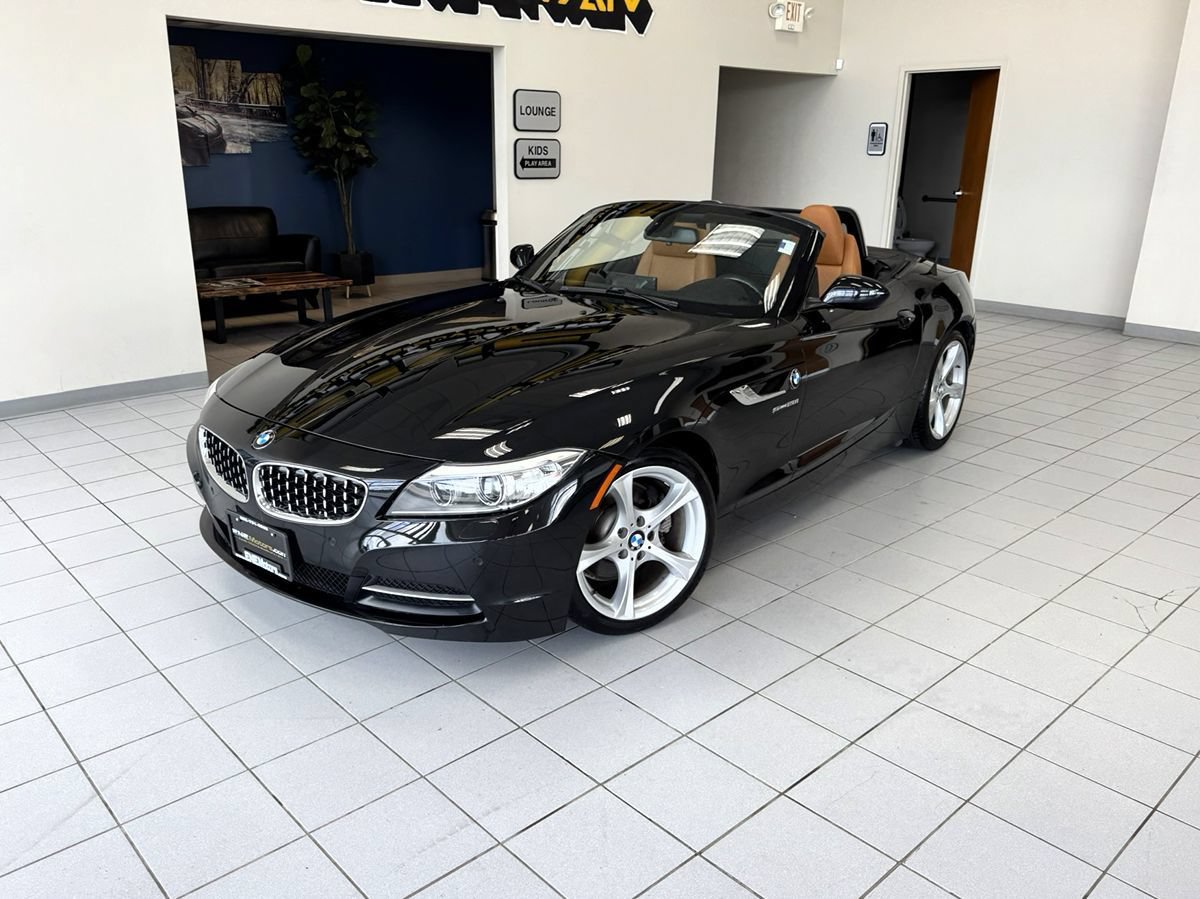 Used 2015 BMW Z4 sDrive28i RWD image 1