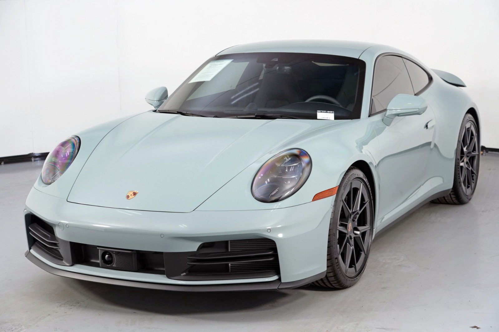 Used 2025 Porsche 911 Carrera RWD image 49