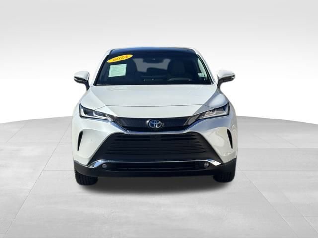 Used 2024 Toyota Venza Limited image 8