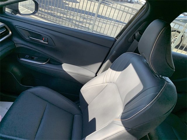 Used 2025 Toyota Crown Signia image 30