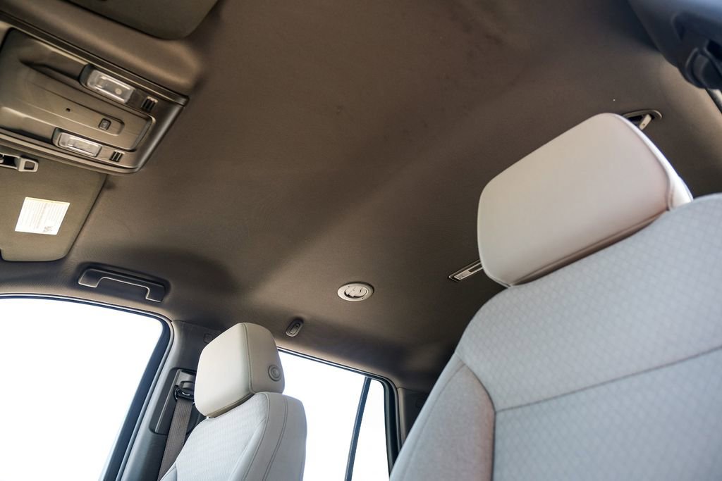 Used 2023 Chevrolet Tahoe LS RWD image 32
