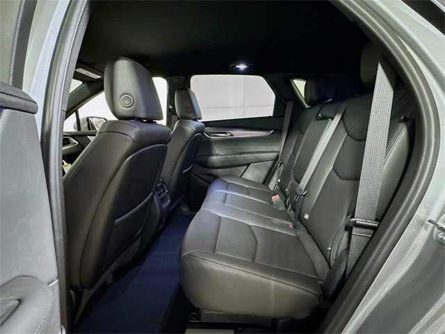 New 2025 Cadillac XT5 Luxury image 13