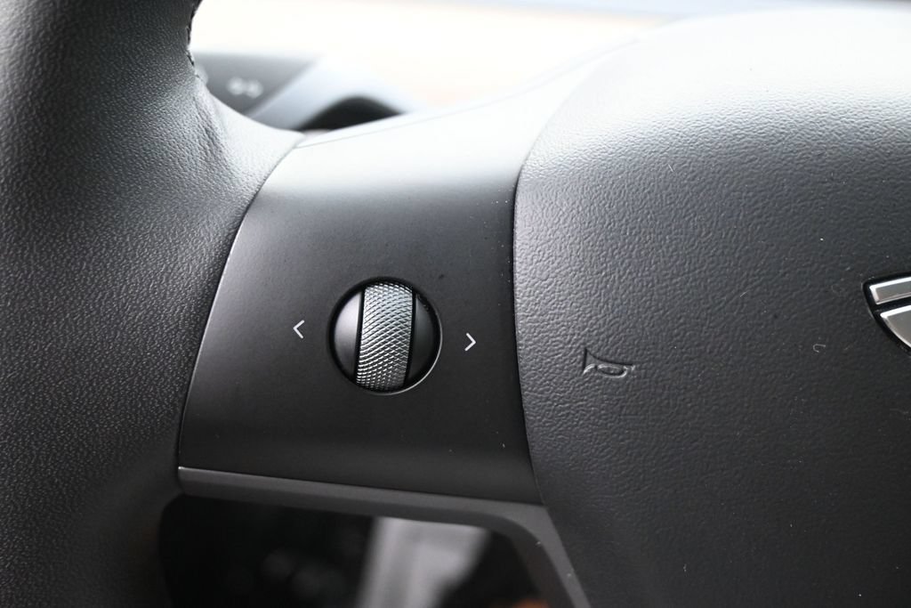 Used 2022 Tesla Model 3 RWD image 22