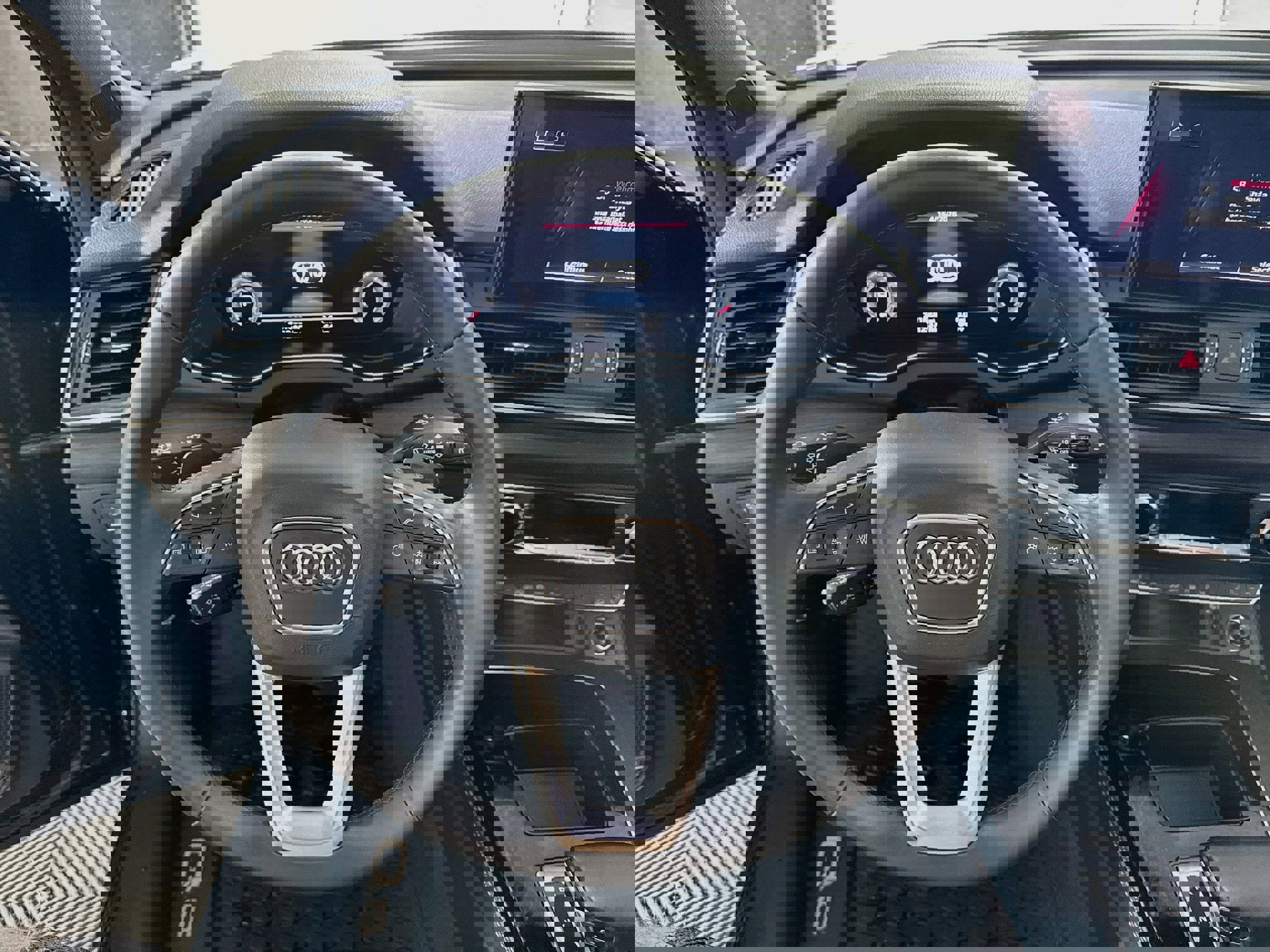 Used 2023 Audi Q5 2.0T Prestige w/ Prestige Package AWD/4WD image 17