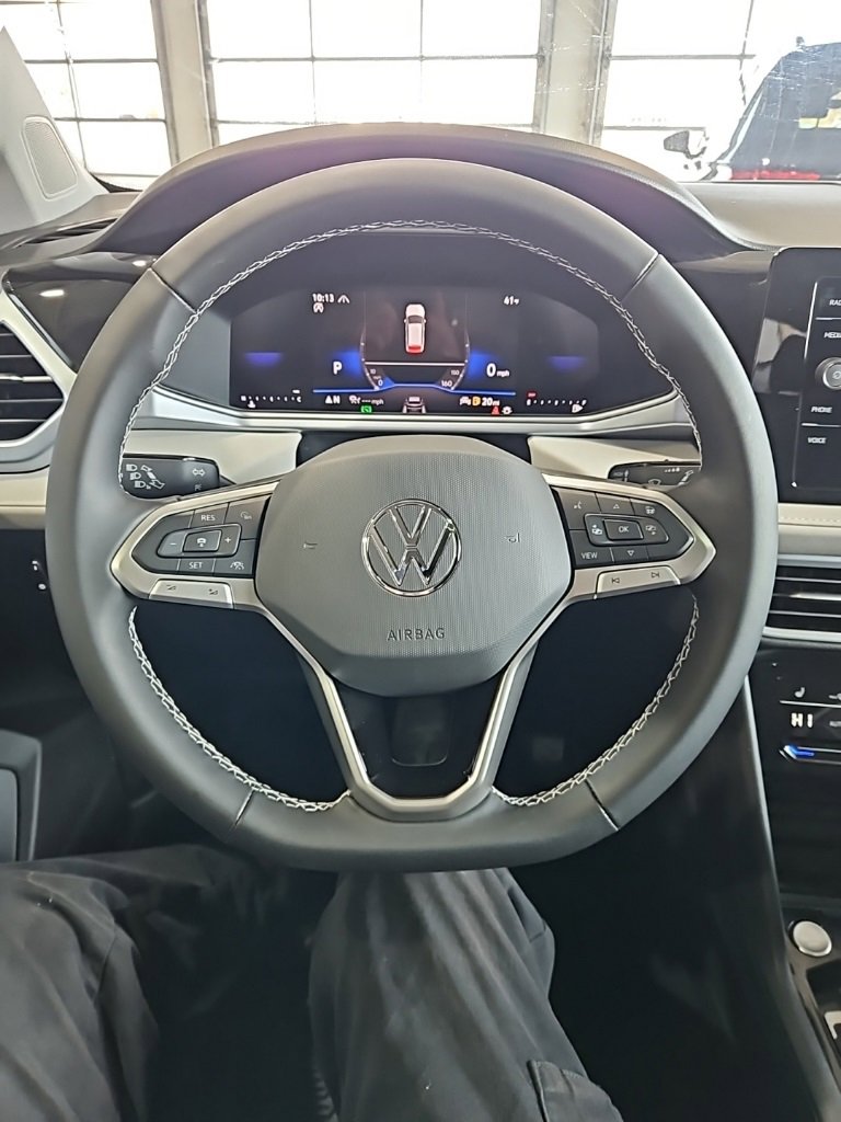 New 2026 Volkswagen Taos SE image 34