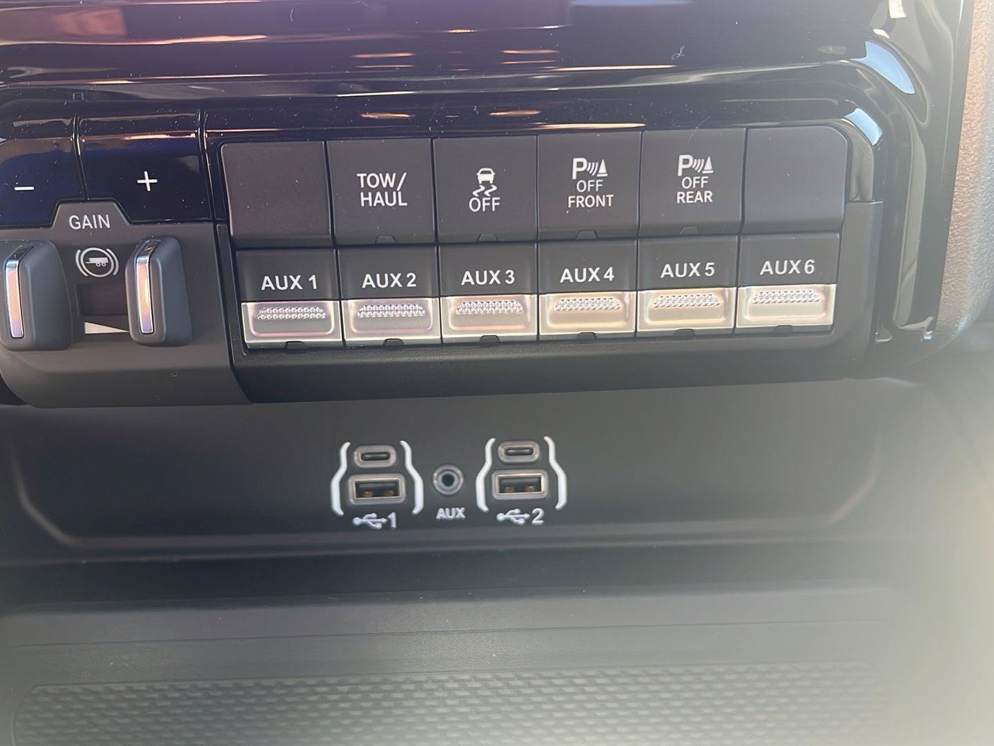 New 2026 RAM 2500 Big Horn RWD image 20