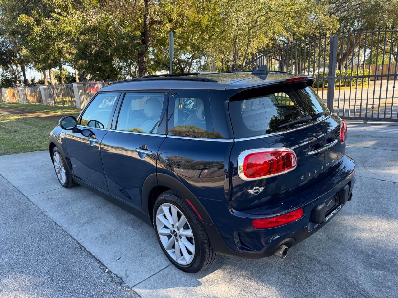 Used 2017 MINI Cooper Clubman S image 10
