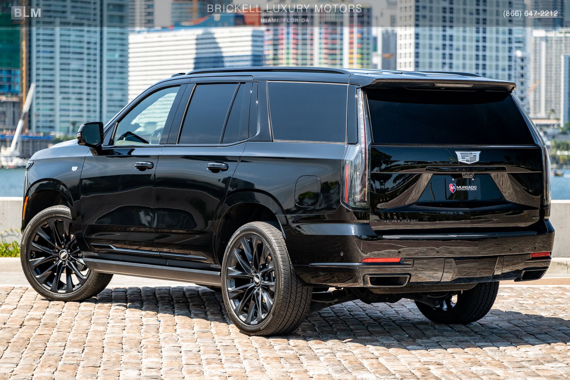 Used 2026 Cadillac Escalade Platinum Sport w/ LPO, ONYX Package AWD/4WD image 8