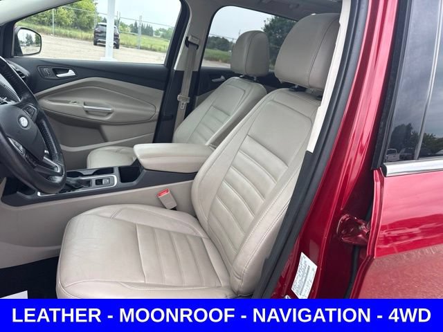 Used 2017 Ford Escape Titanium AWD/4WD image 17