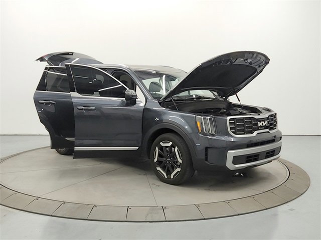 Used 2024 Kia Telluride S w/ S Sunroof Package image 9