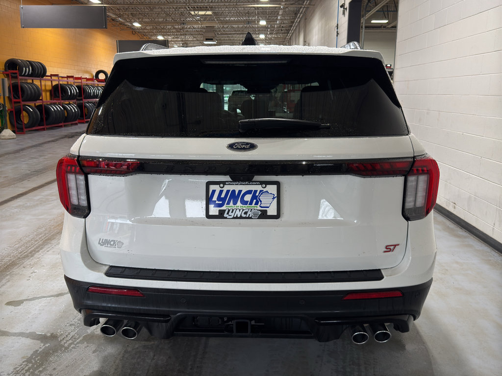 Used 2025 Ford Explorer ST AWD/4WD image 4