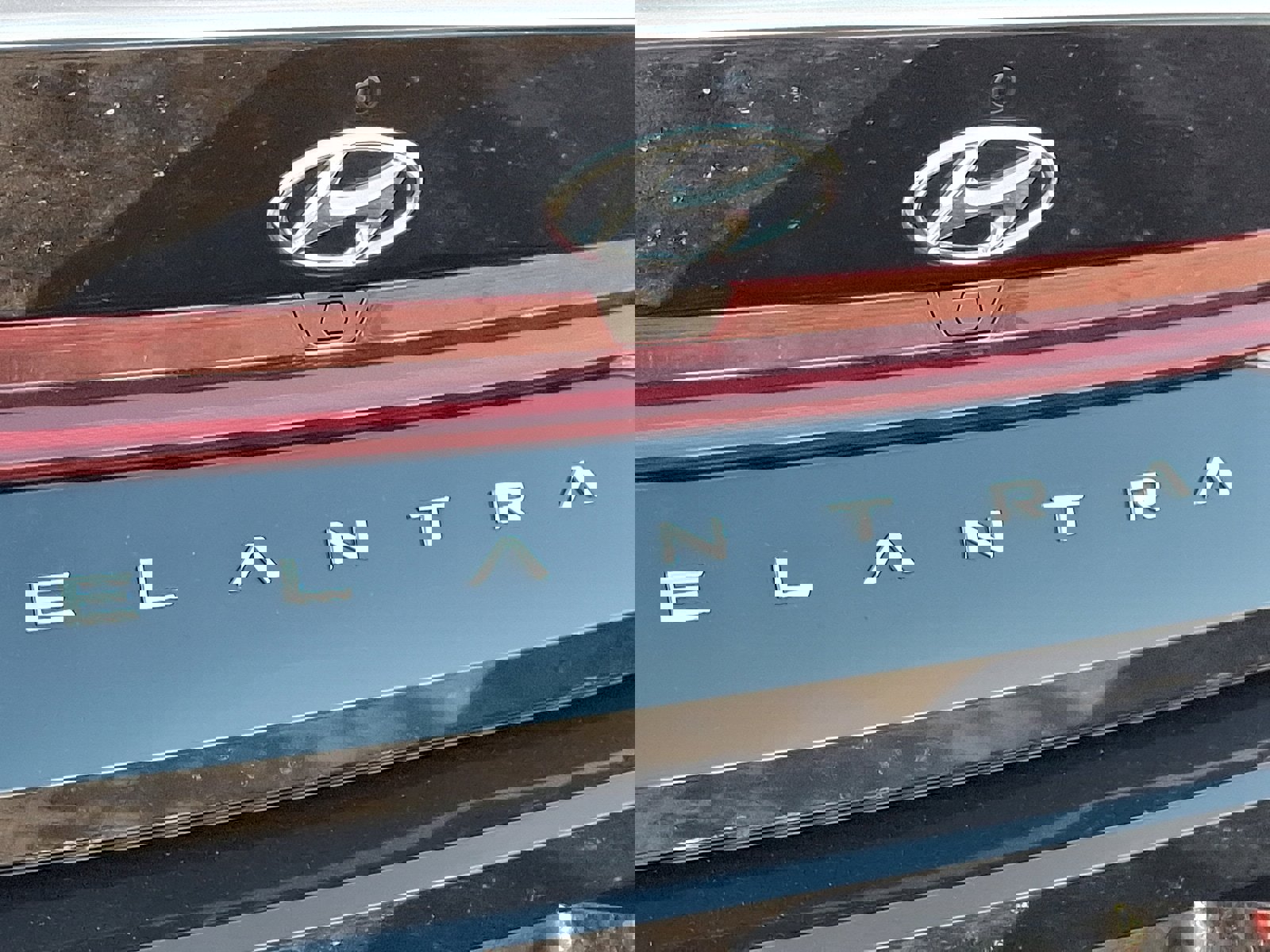 Certified 2023 Hyundai Elantra Limited image 33