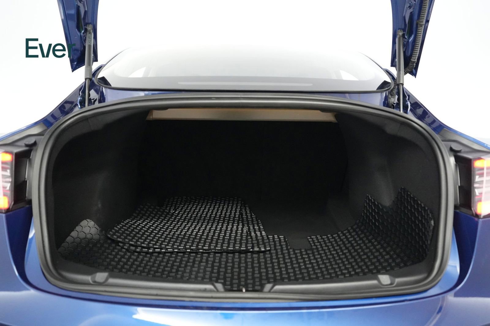 Used 2019 Tesla Model 3 Standard Range Plus RWD image 8