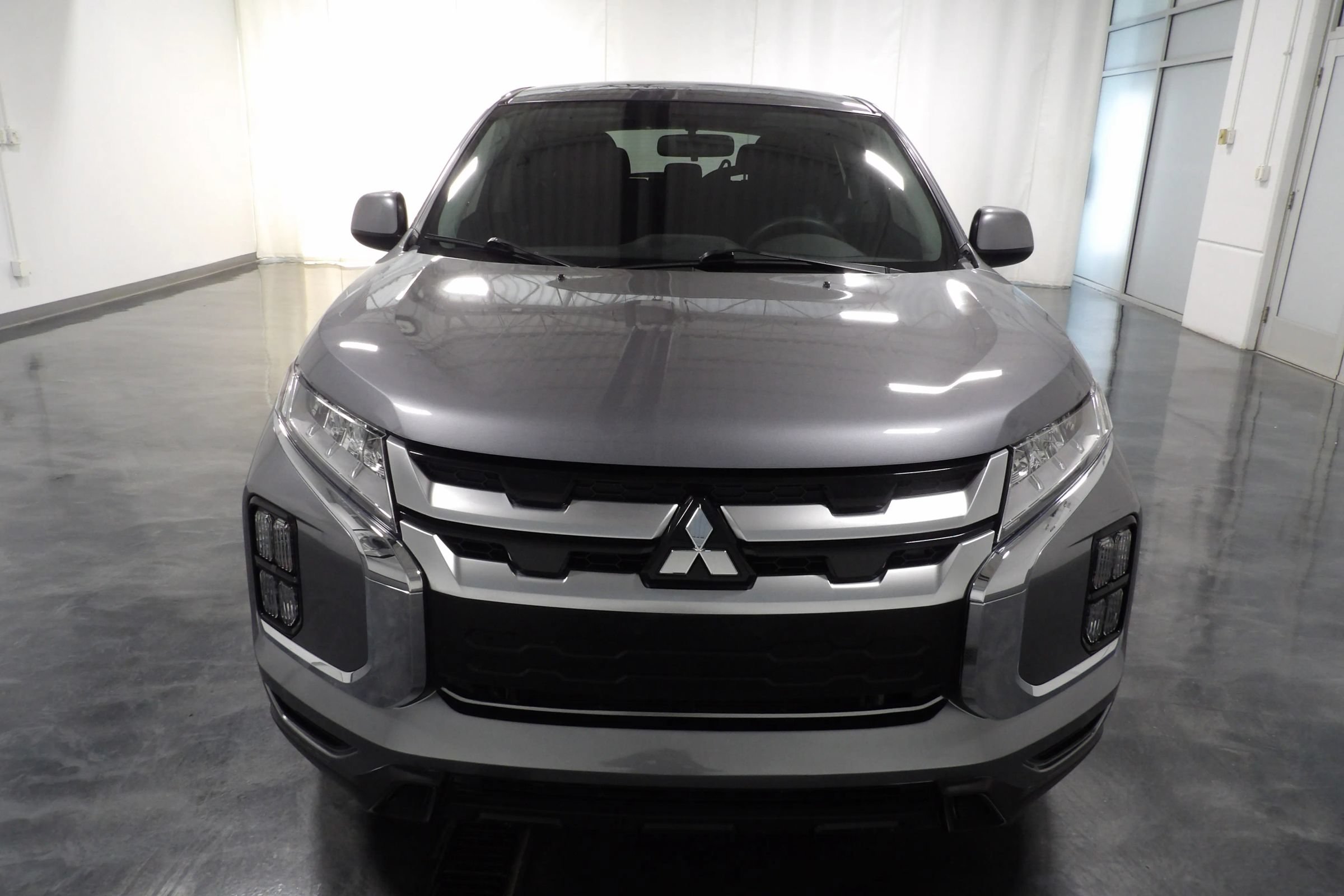 Used 2020 Mitsubishi Outlander Sport ES FWD image 2