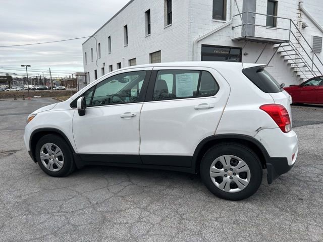 Used 2017 Chevrolet Trax LS image 8