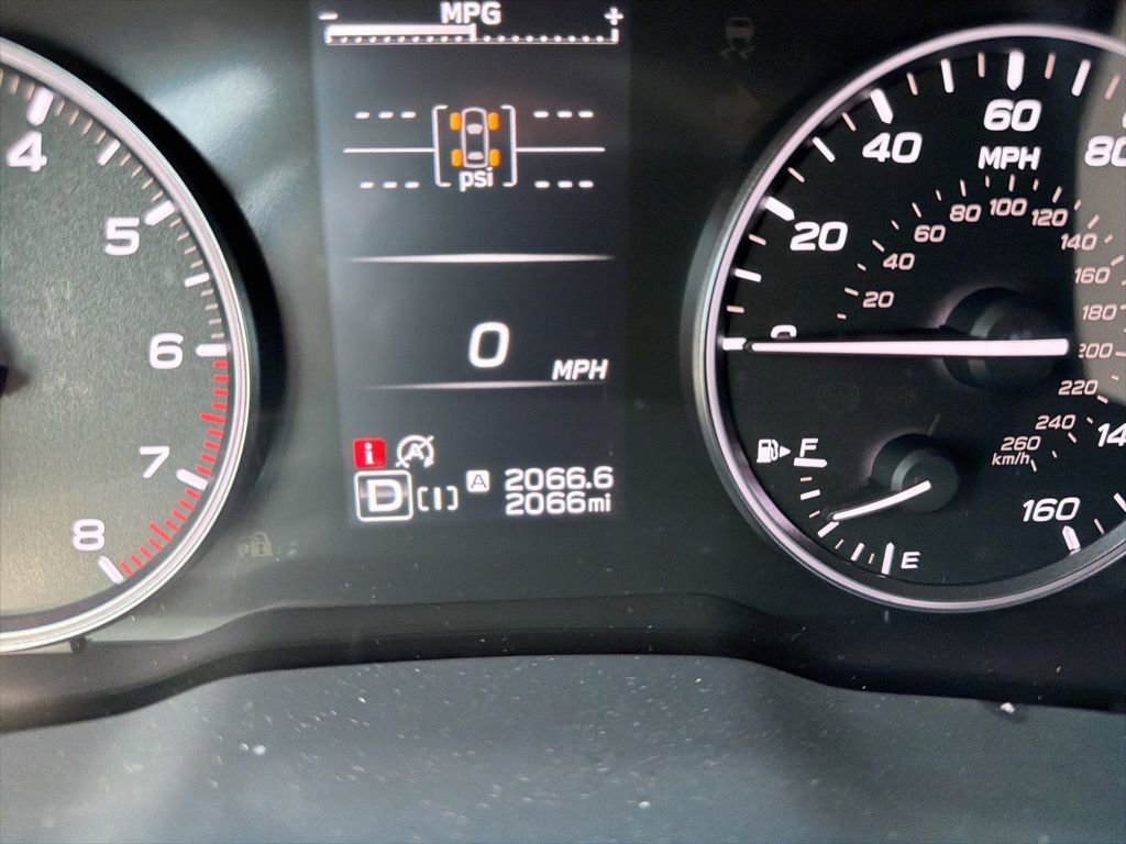 Certified 2025 Subaru Crosstrek 2.0i Premium image 32