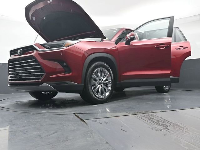Certified 2025 Toyota Grand Highlander AWD image 58
