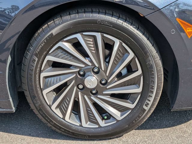 Used 2022 Hyundai Sonata Limited FWD image 11