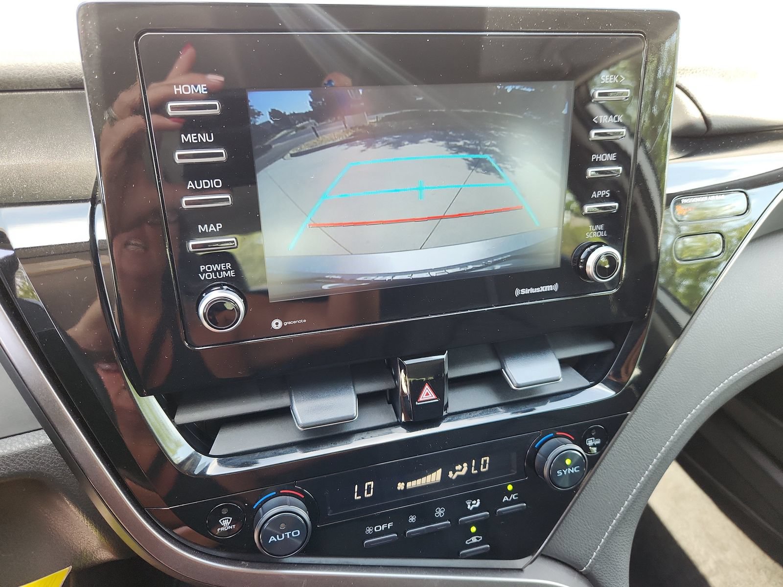 Used 2024 Toyota Camry SE FWD image 23