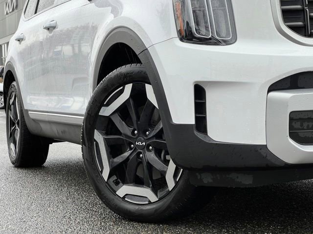 Used 2025 Kia Telluride S AWD/4WD image 2