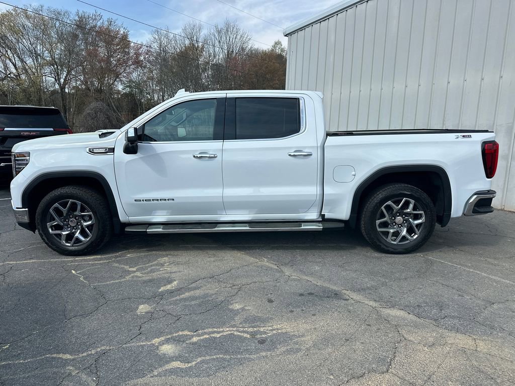 Used 2023 GMC Sierra 1500 SLT w/ SLT Premium Plus Package image 9