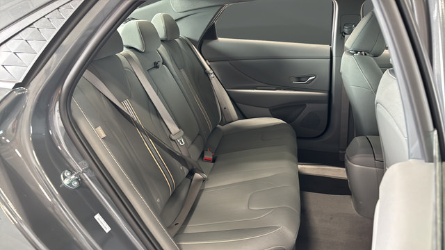 New 2026 Hyundai Elantra SEL Sport Premium FWD image 26