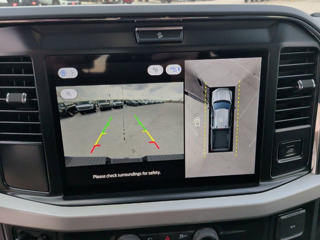 New 2026 Ford F250 XLT w/ XLT Premium Package image 22