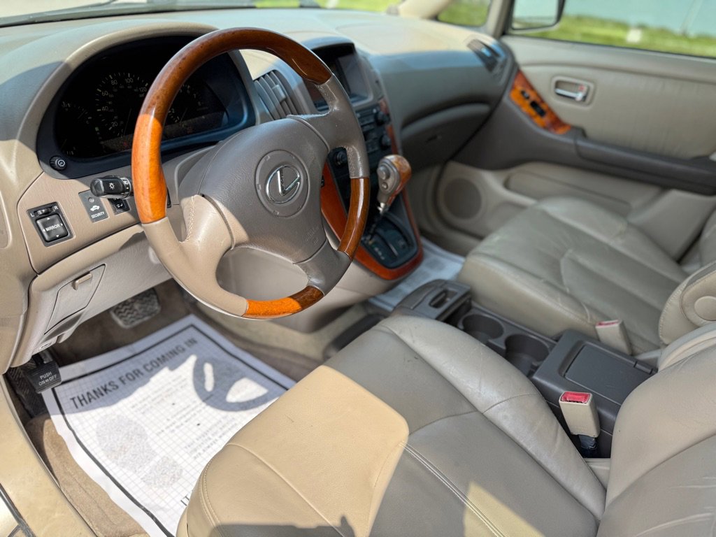 Used 2001 Lexus RX 300 FWD image 9