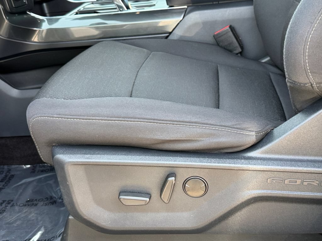 Used 2022 Ford F150 XLT w/ Equipment Group 302A High AWD/4WD image 17