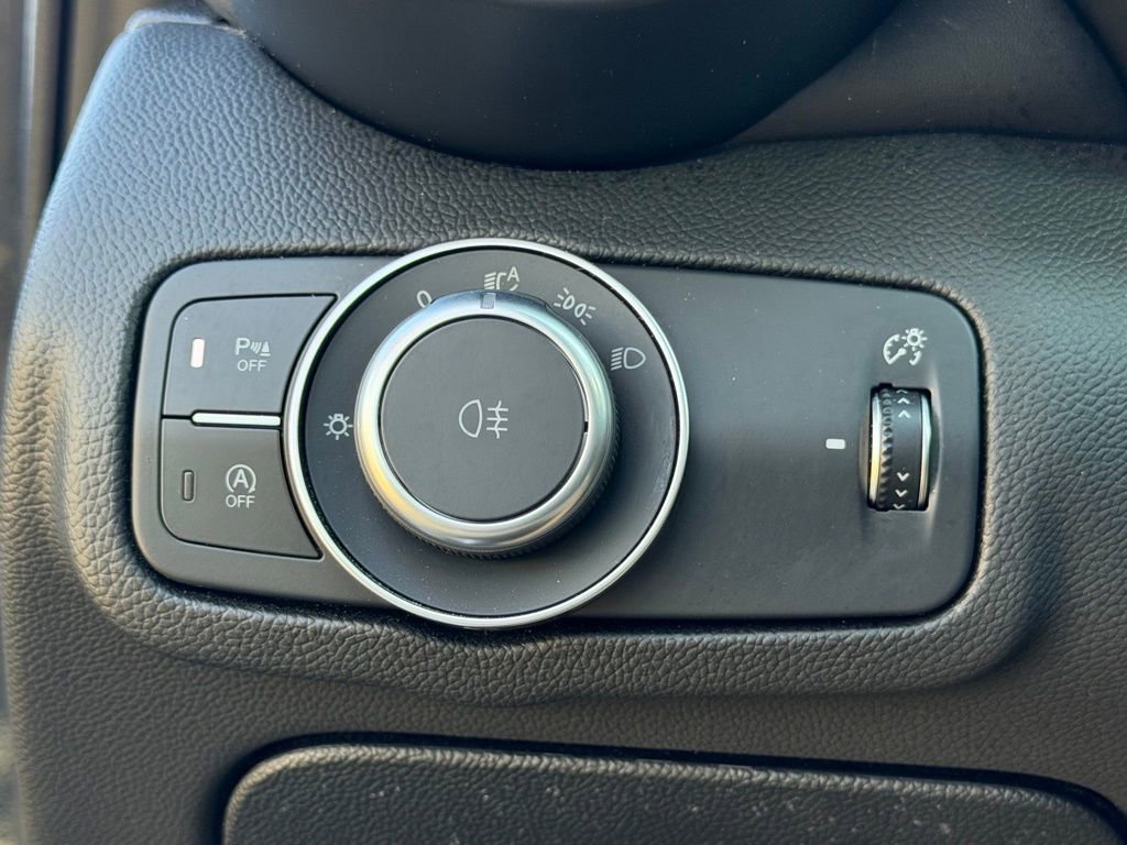 Used 2024 Alfa Romeo Giulia Ti image 29