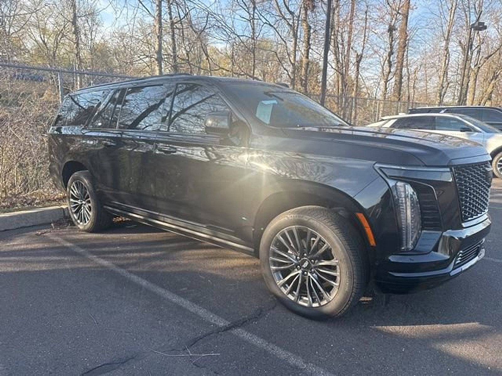 Certified 2025 Cadillac Escalade ESV Sport Platinum image 1